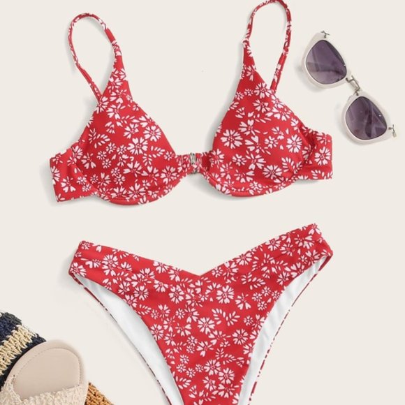 underwire top with high leg bikini set